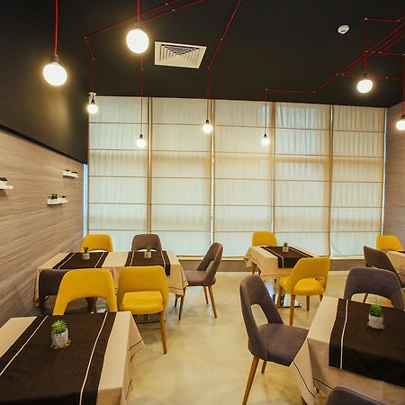 Hotel West Μπατούμι Εξωτερικό φωτογραφία