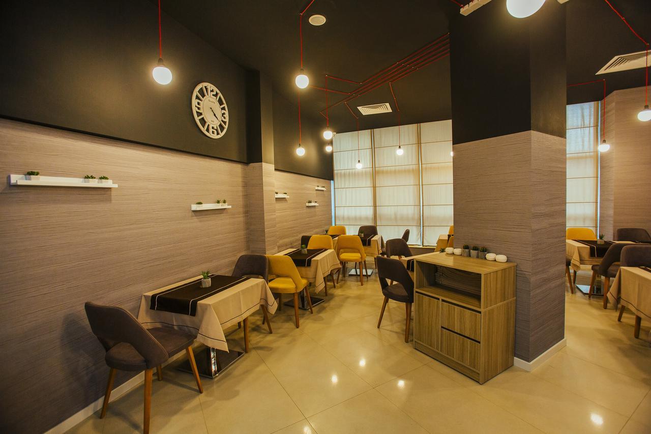 Hotel West Μπατούμι Εξωτερικό φωτογραφία