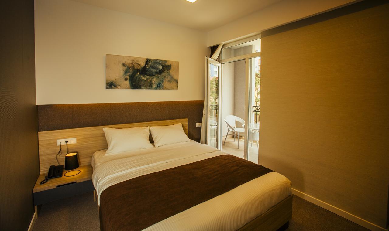 Hotel West Μπατούμι Εξωτερικό φωτογραφία
