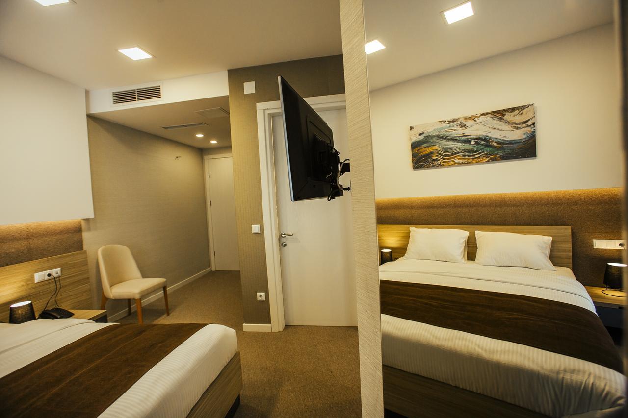 Hotel West Μπατούμι Εξωτερικό φωτογραφία