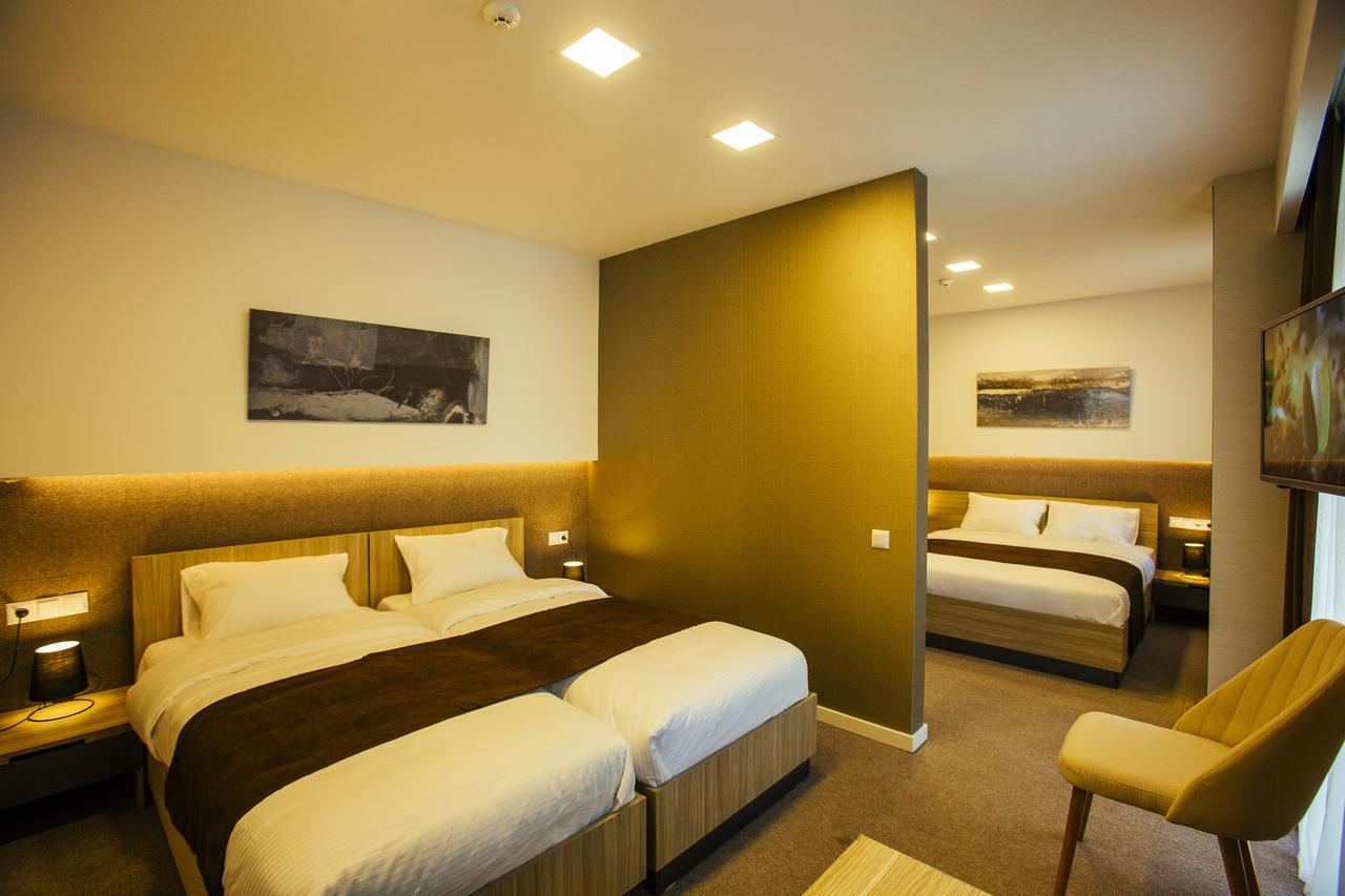 Hotel West Μπατούμι Εξωτερικό φωτογραφία