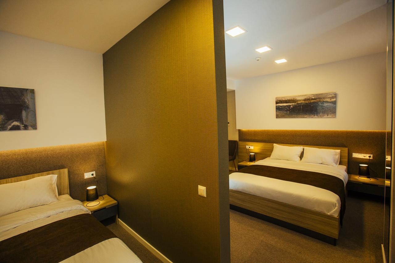 Hotel West Μπατούμι Εξωτερικό φωτογραφία