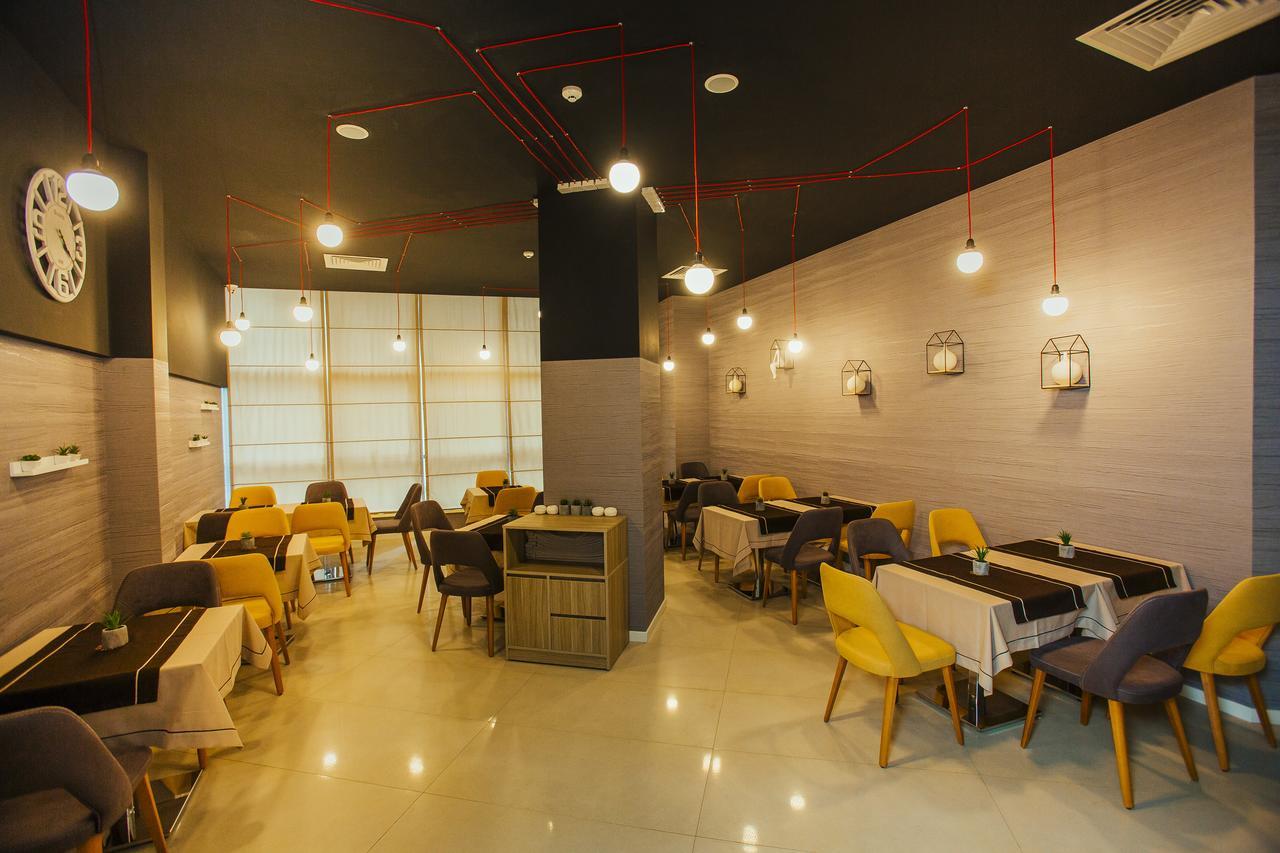 Hotel West Μπατούμι Εξωτερικό φωτογραφία