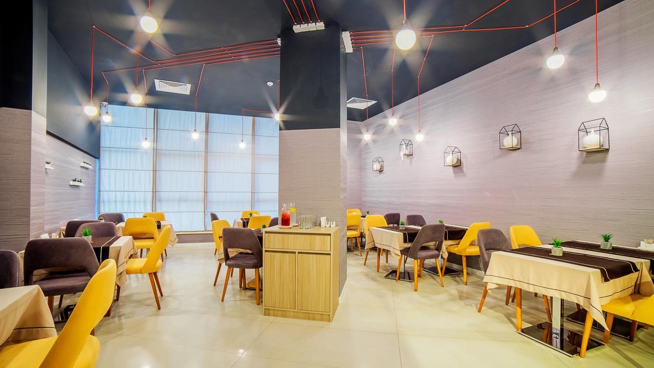 Hotel West Μπατούμι Εξωτερικό φωτογραφία