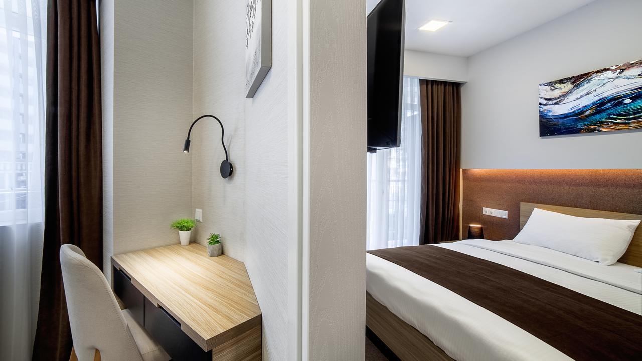 Hotel West Μπατούμι Εξωτερικό φωτογραφία