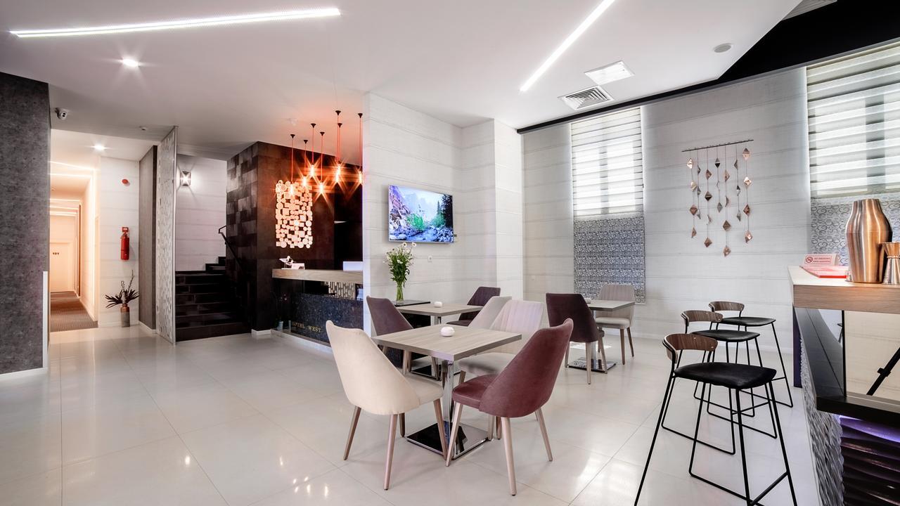 Hotel West Μπατούμι Εξωτερικό φωτογραφία